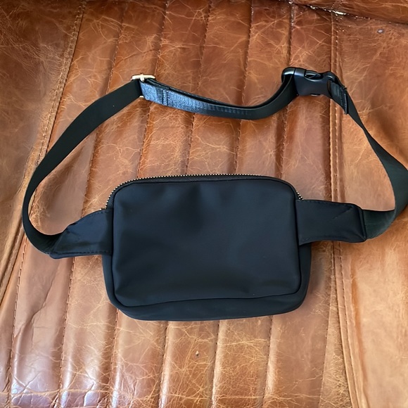 Belt bag - Picture 3 of 5